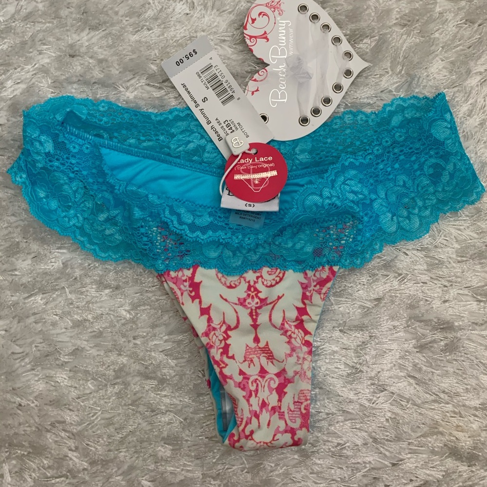 🏷 Beach Bunny Demascus bikini bottoms small NWT